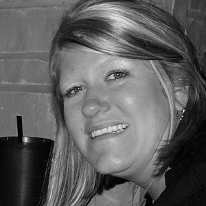 Meet your Posher, Courtney